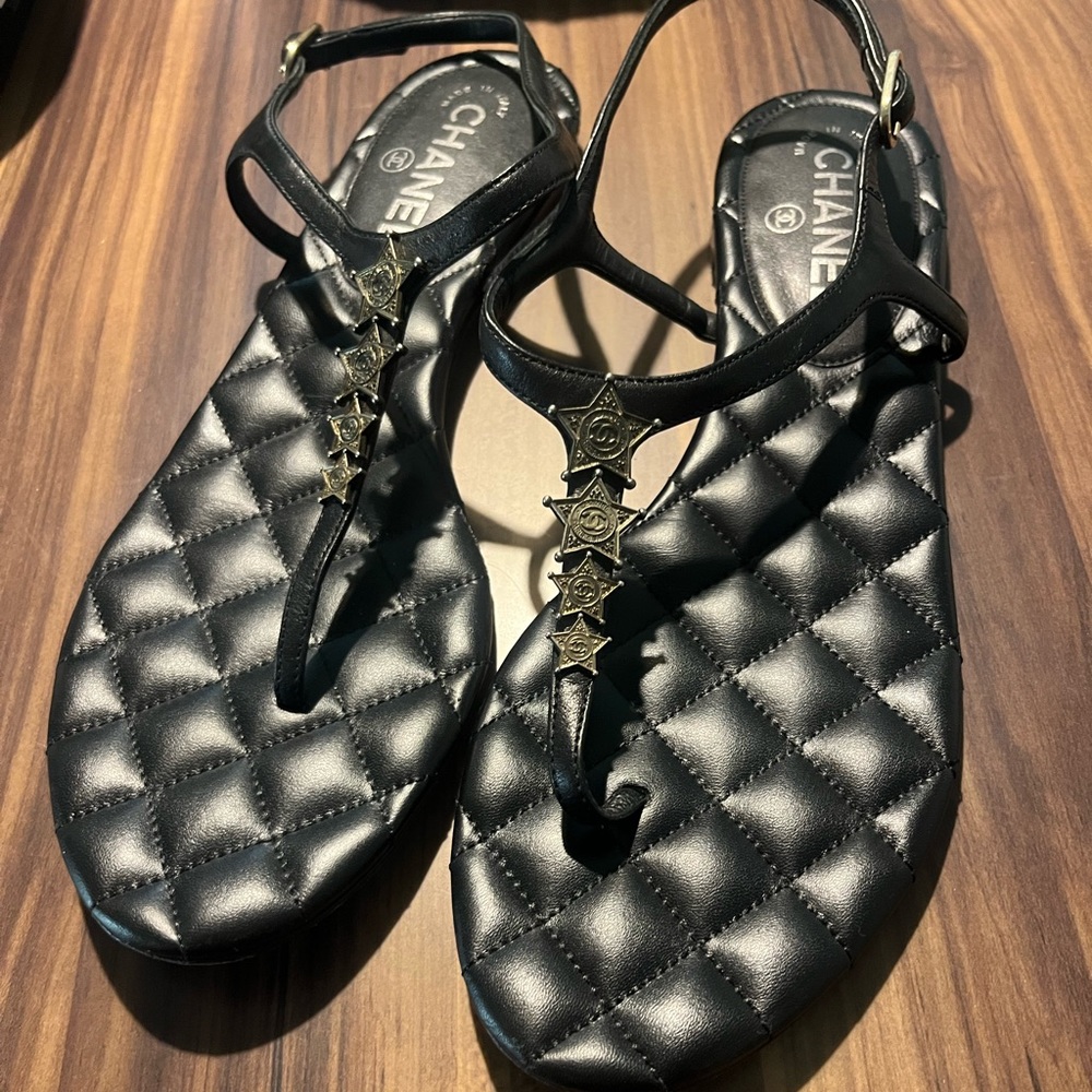 Excellent conditions Chanel Sandals